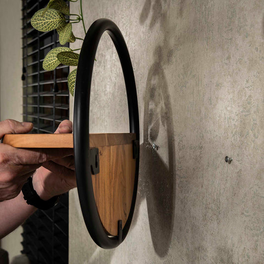 Rundes Wandregal Set von lefurn.de, stilvolles Wandregal aus Holz mit runden Ablagen für Dekoration und Stauraum.