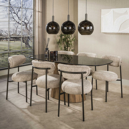Voller Esstisch Tinto Centro von lefurn.de mit Holzoberfläche und modernem Design, ideal für Esszimmer, Blick auf die Tischplatte