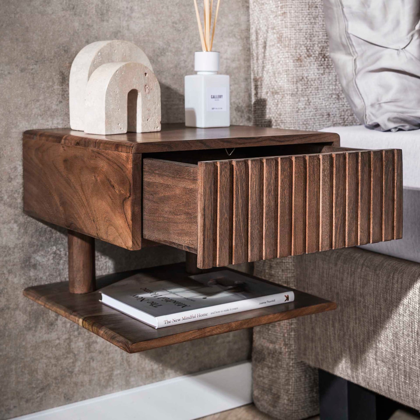 Nachtschrank Carve Shelve 1L