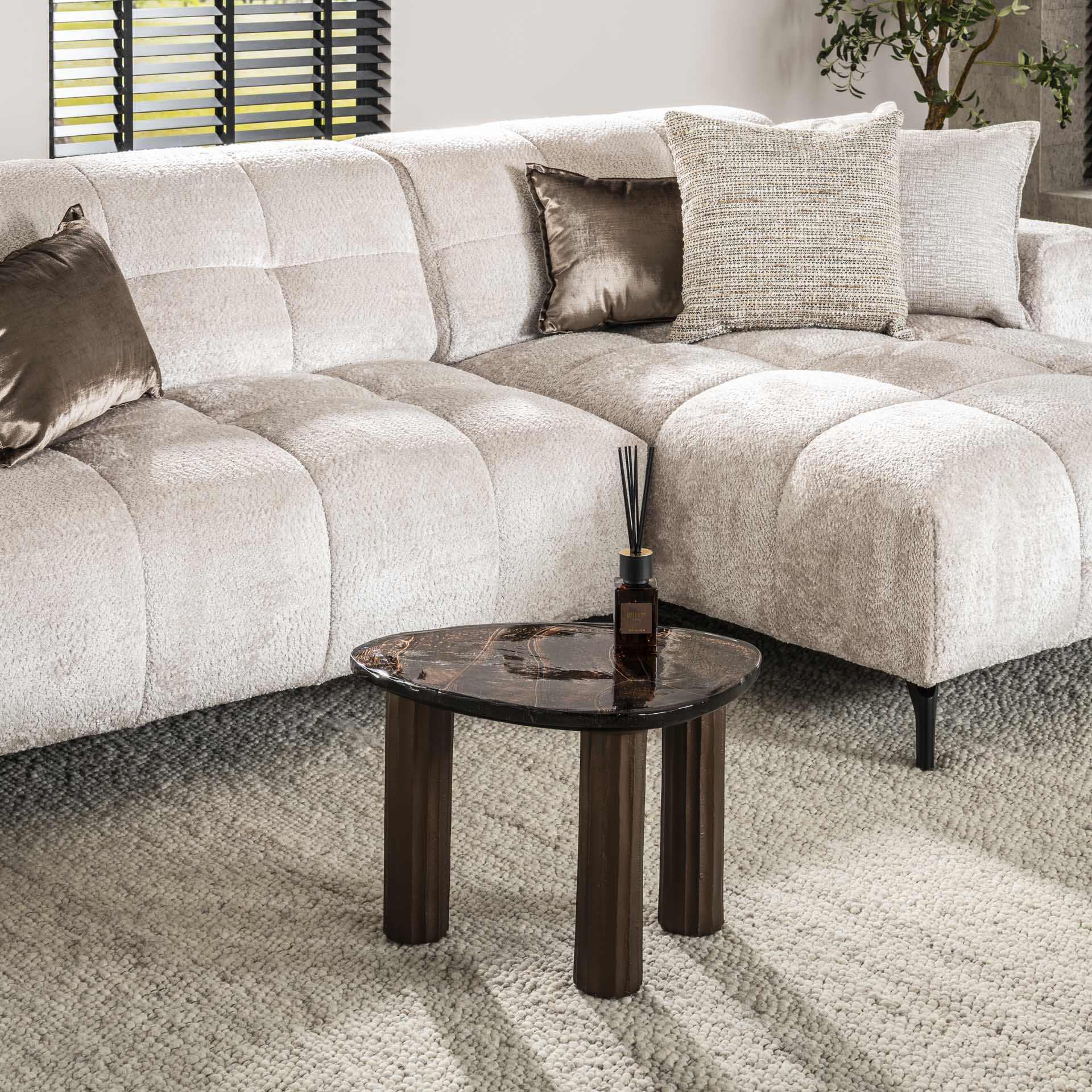 Moderner Couchtisch Eclipse 1 S von lefurn.de mit Holzoberfläche und eleganten Beinen, ideal für das Wohnzimmer.