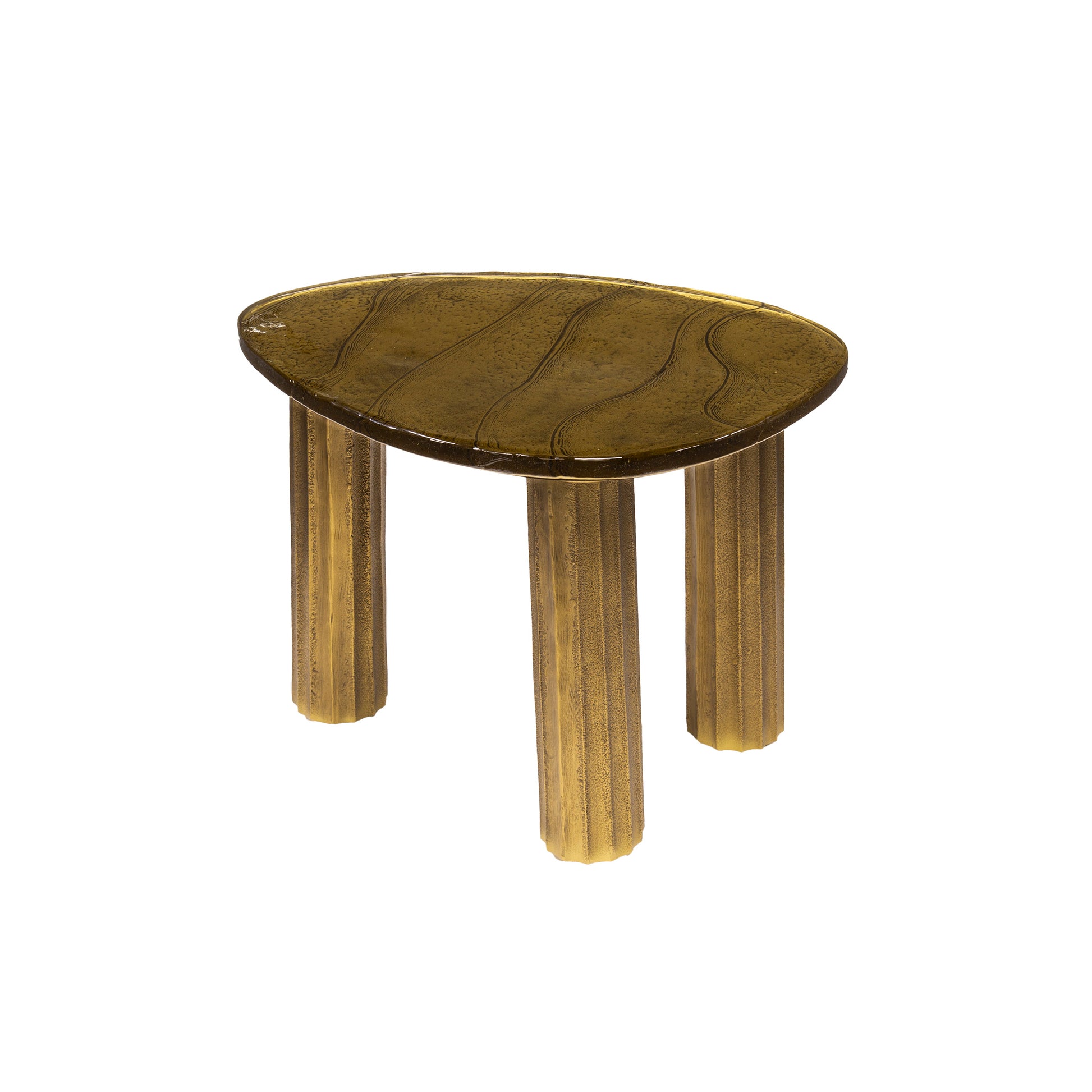 Moderner Couchtisch Eclipse 1 S von lefurn.de aus Holz mit stilvollem Design und quadratischer Form, auf einem Wohnzimmerboden.