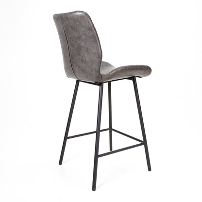 Moderner Barstuhl Barron von lefurn.de mit schwarzem Sitz und Holzbeinen, stilvolles Design für Bar- und Küchenbereiche.