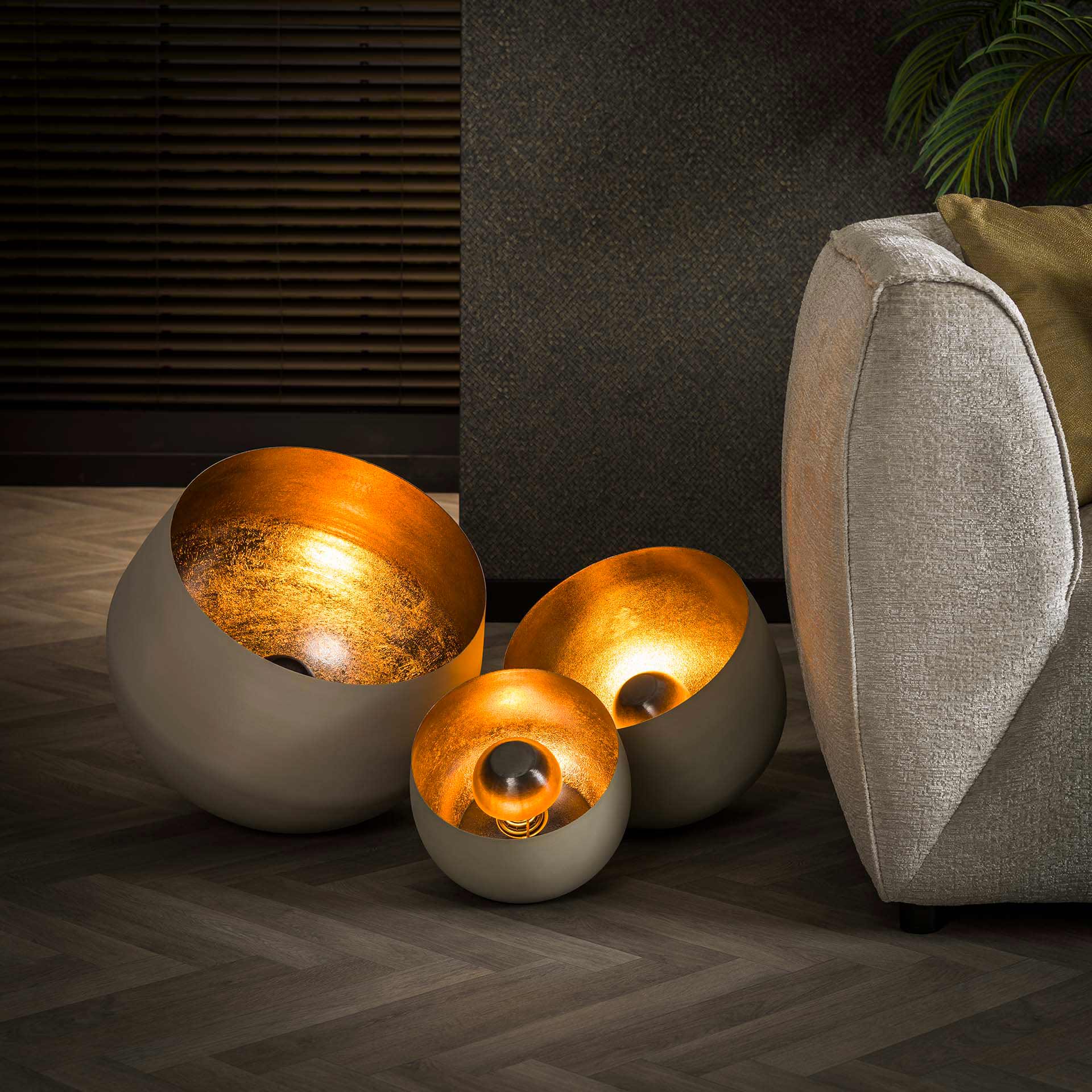 Tischlampe Sphere M - lefurn.de