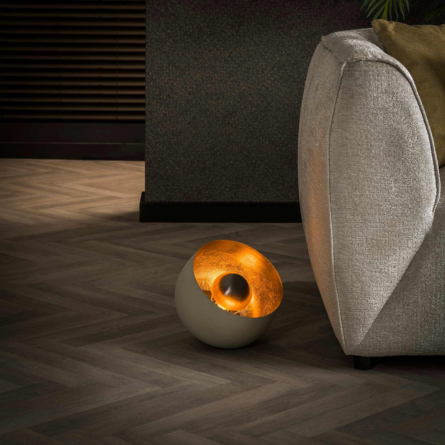 Tischlampe Sphere M - lefurn.de