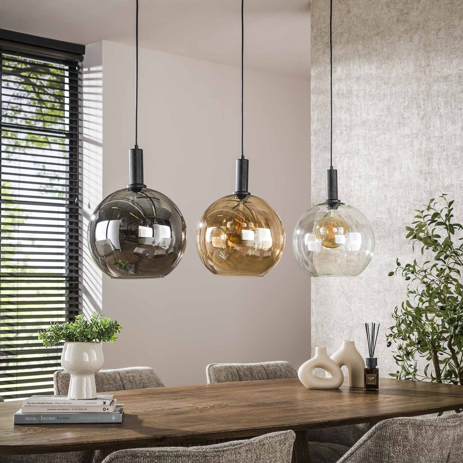 Hängelampe Sfero Tricolore von lefurn.de mit bunten Lampenschirmen, moderne Beleuchtung für Wohnräume