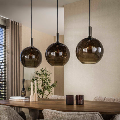 Moderne braune Hängelampe Sfero von lefurn.de mit stilvollem Design und schwenkbarem Leuchtenschirm, ideal für Esszimmer oder Wohnzimmer.