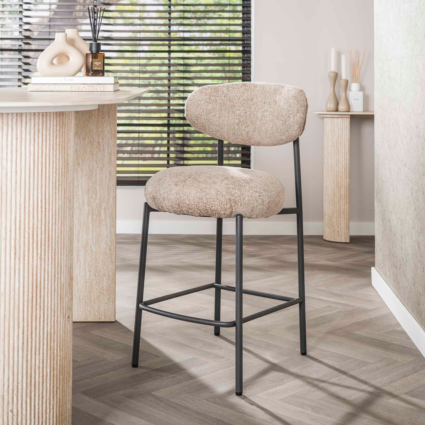 Heller Barstuhl Romano von lefurn.de 