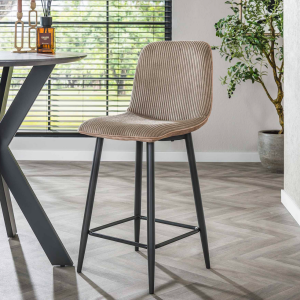 Moderner Rib Barstuhl von lefurn.de aus Holz mit gepolstertem Sitz, ideal für Bar oder Küche.