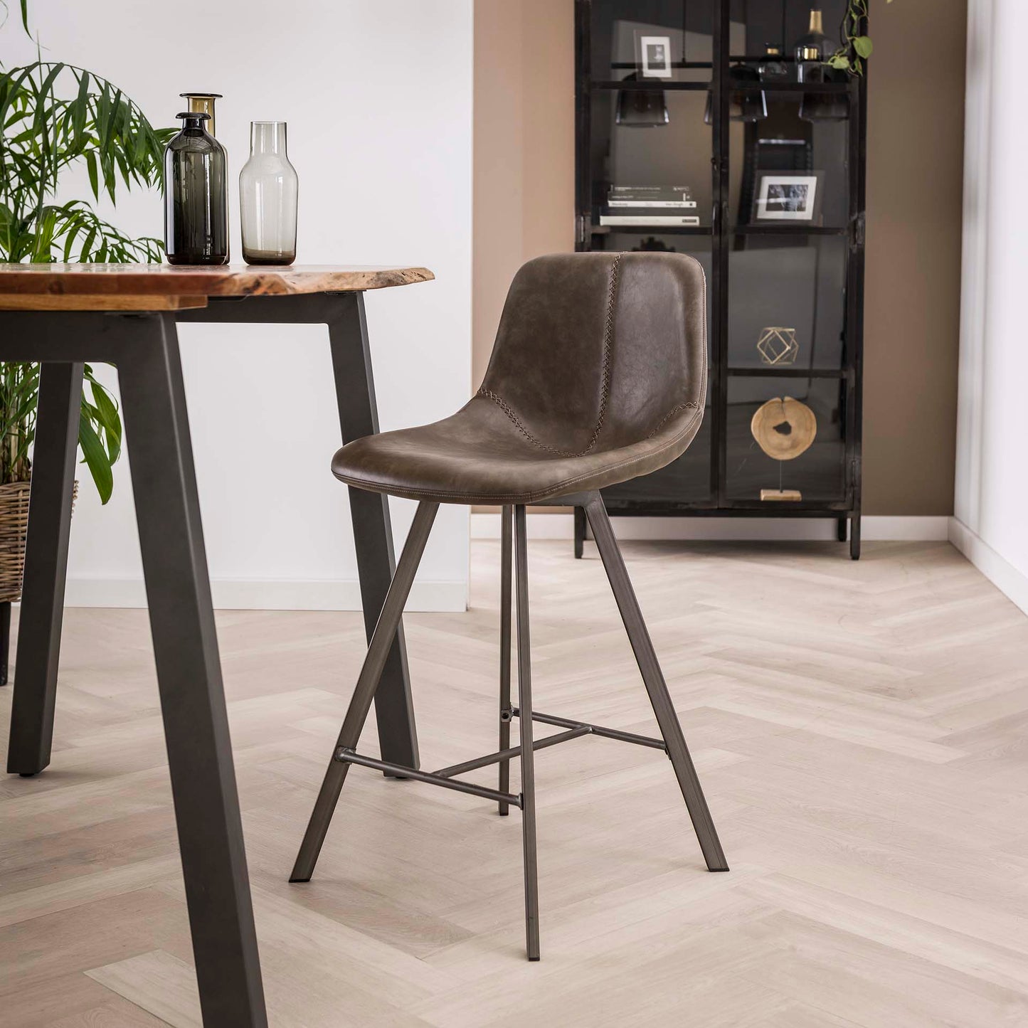 Barstuhl Zig Zag - lefurn.de