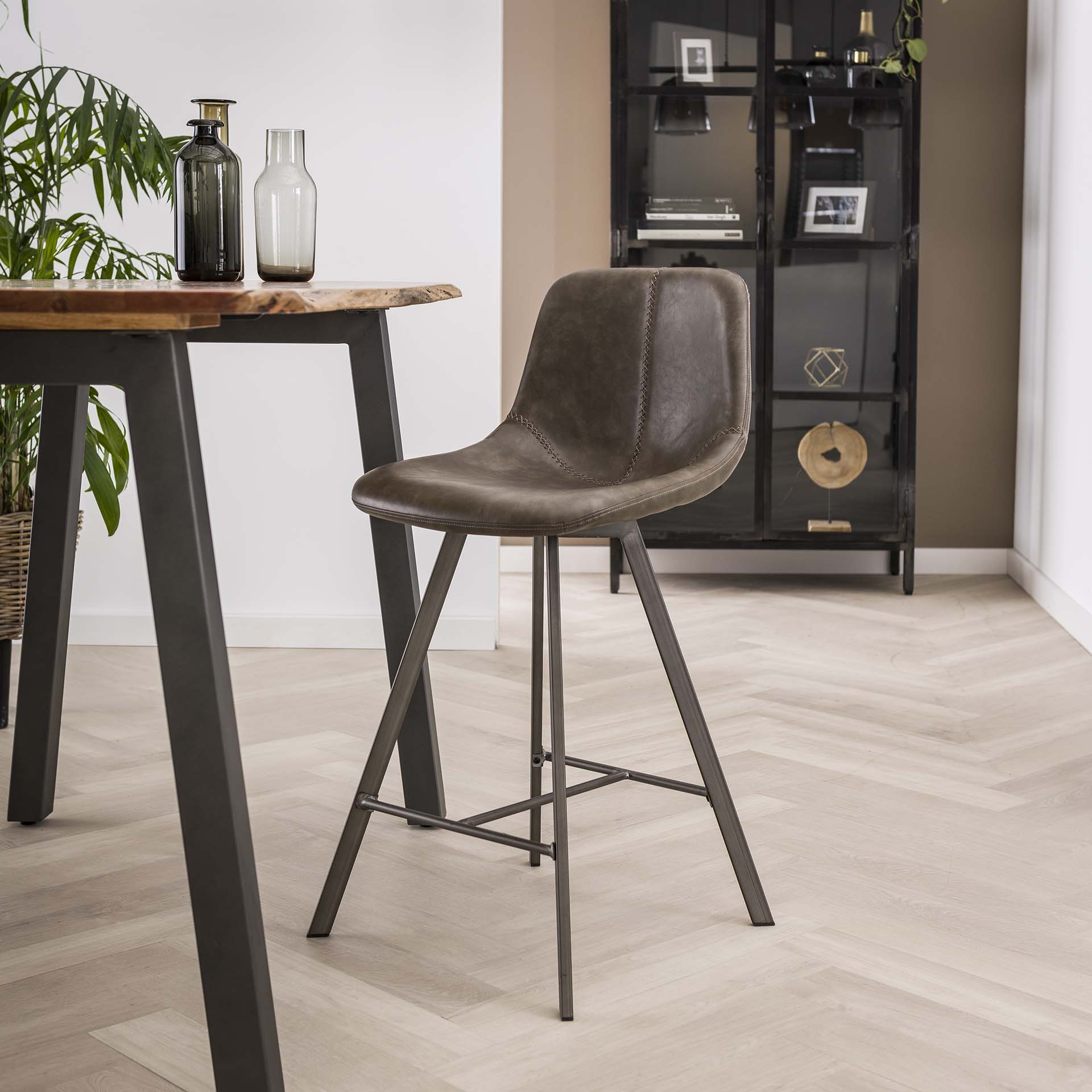 Barstuhl Zig Zag - lefurn.de