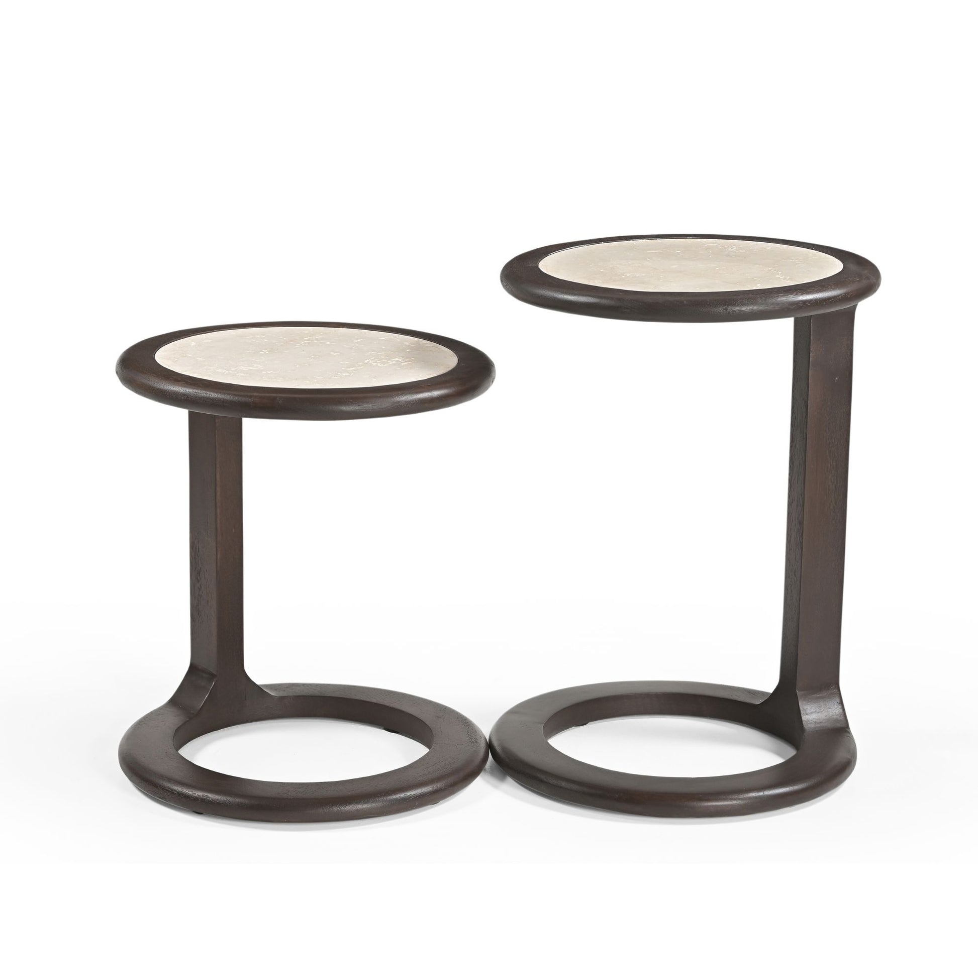 Beistelltisch Set Vinn von lefurn.de, modernes Möbelstück mit zwei eleganten Beistelltischen aus Holz und Metall.