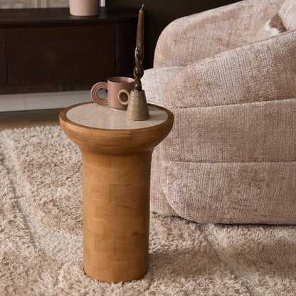 Beistelltisch Zoe von lefurn.de aus Holz mit modernem Design, ideal für Wohnzimmer und Dekoration.