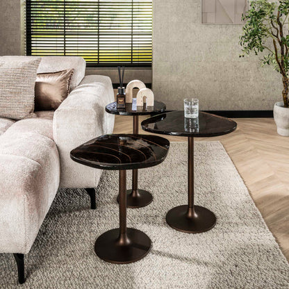 Goldener Beistelltisch Eclipse S von lefurn.de mit modernem Design und runden Tischplatte, ideal für Wohnzimmer.