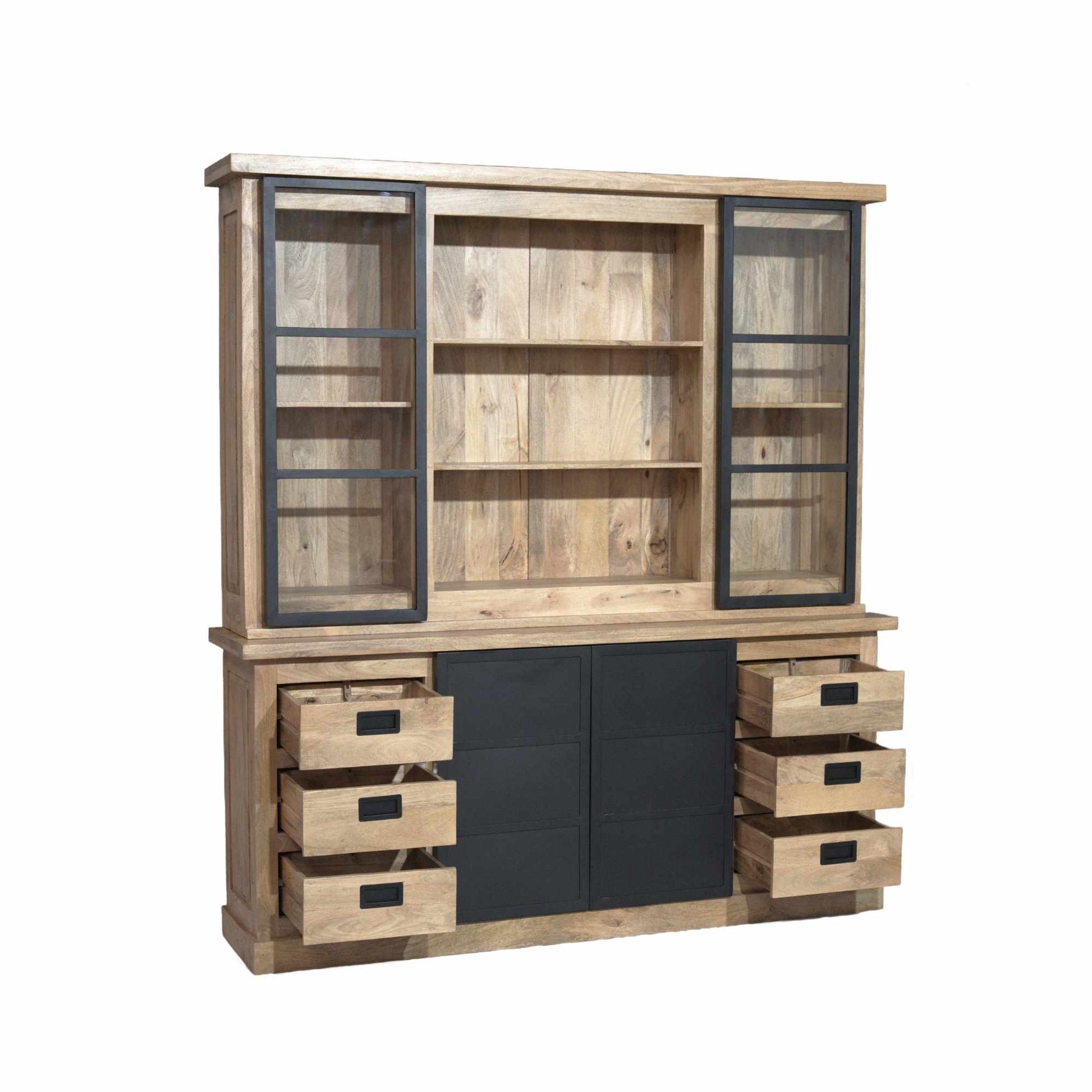 Buffetschrank Noa 200 von lefurn.de, moderner Holzbuffet mit Stauraum und eleganter Oberfläche, im Wohnzimmer platziert.