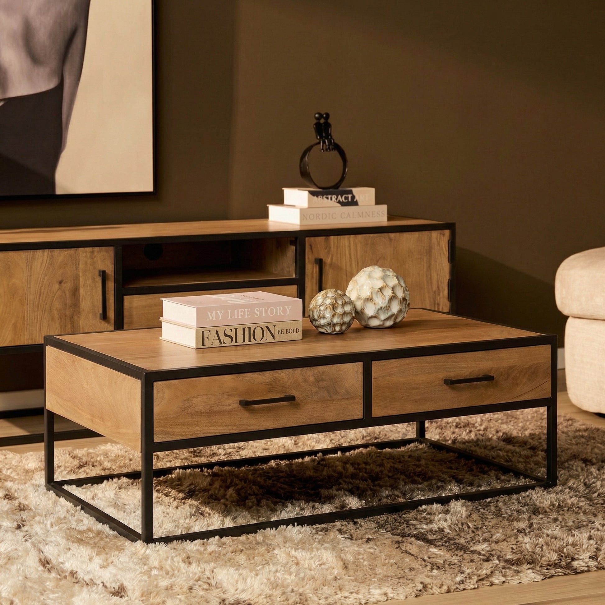 Moderner Couchtisch Dakota von lefurn.de aus Holz mit schwarzem Metallgestell, rechteckiges Design, ideal für Wohnzimmer.