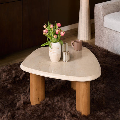 Moderner Couchtisch Nuvé 84 aus Holz mit klaren Linien, von lefurn.de, ideal für Wohnzimmerdekoration.