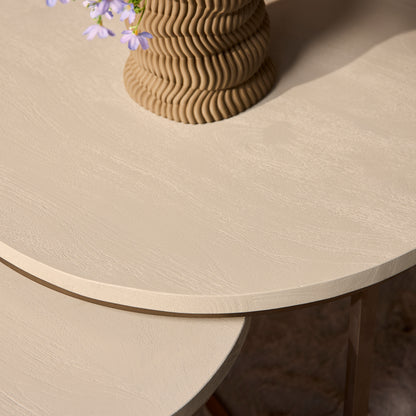 Couchtisch-Set Madison Sand von lefurn.de mit modernem Design und hellem Sand-Finish, ideal für das Wohnzimmer.
