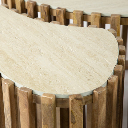 Couchtisch-Set Nuovo aus Travertin von lefurn.de, moderne Wohnzimmertische mit eleganter Steinoptik, Blick auf die Oberfläche und Design.