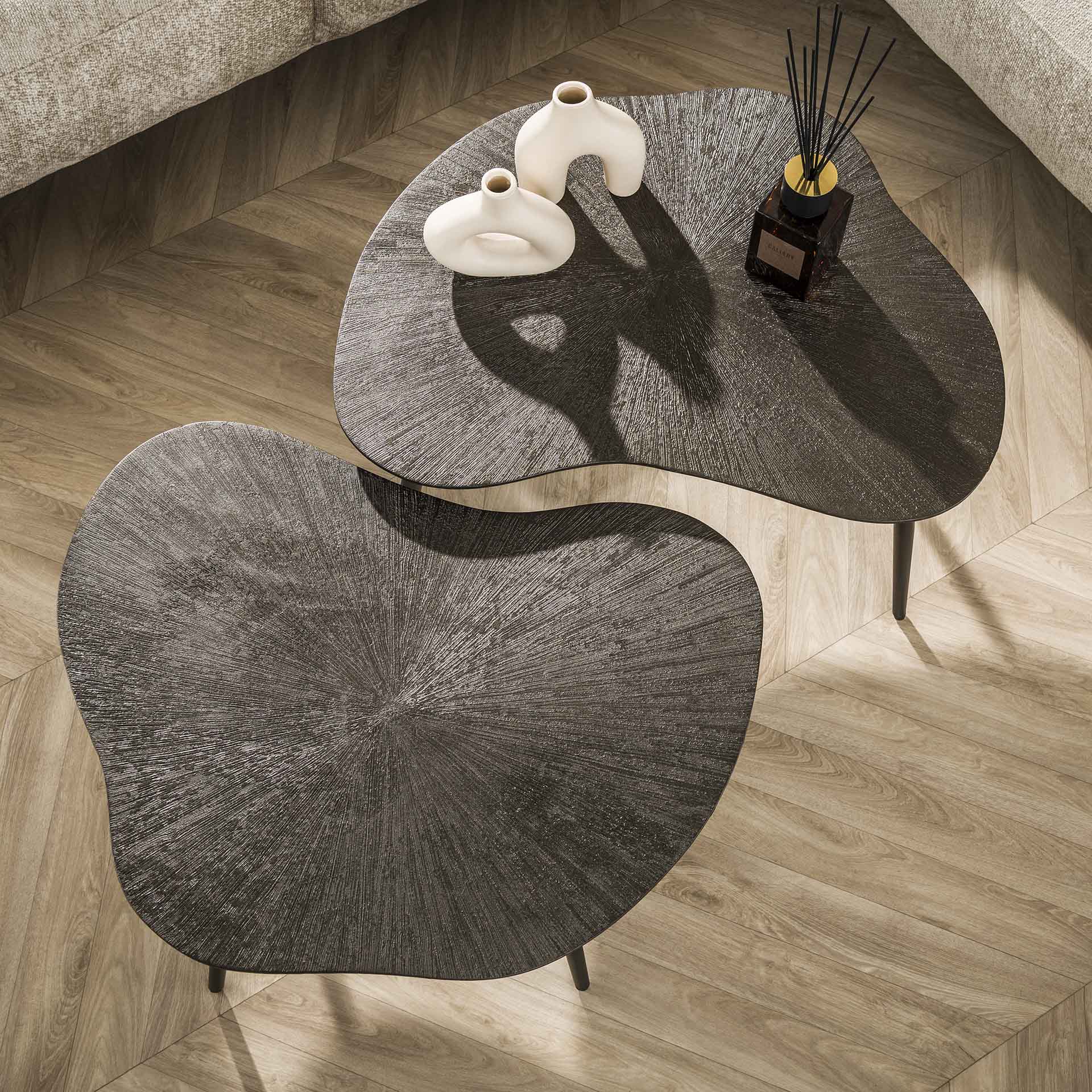 Couchtisch Set Ray Leaf von lefurn.de mit modernem Design und eleganten Oberflächen, ideal für Wohnzimmermöbel.
