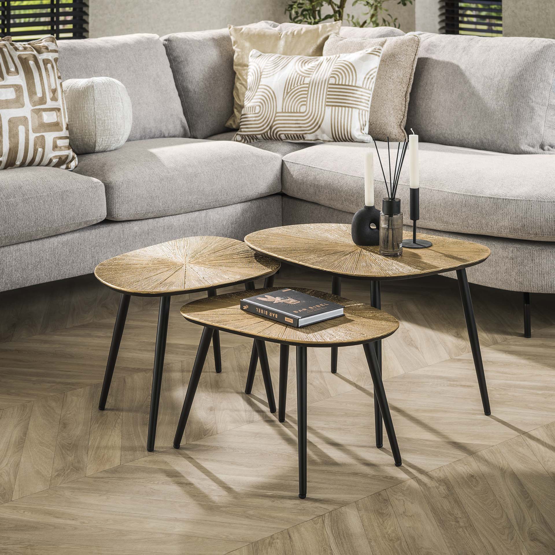 Couchtisch Set Ray Viereck von lefurn.de, quadratisch, modernes Design, aus Holz und Metall, ideal für Wohnzimmer.