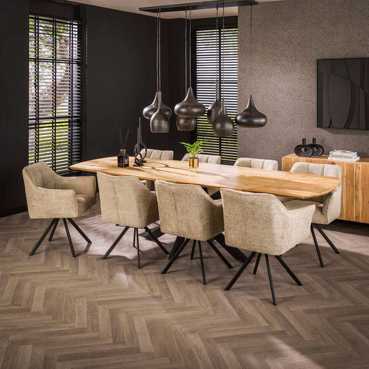 Ausziehbarer Esstisch von lefurn.de mit Holzoberfläche und modernem Design, ideal für flexible Essbereiche.