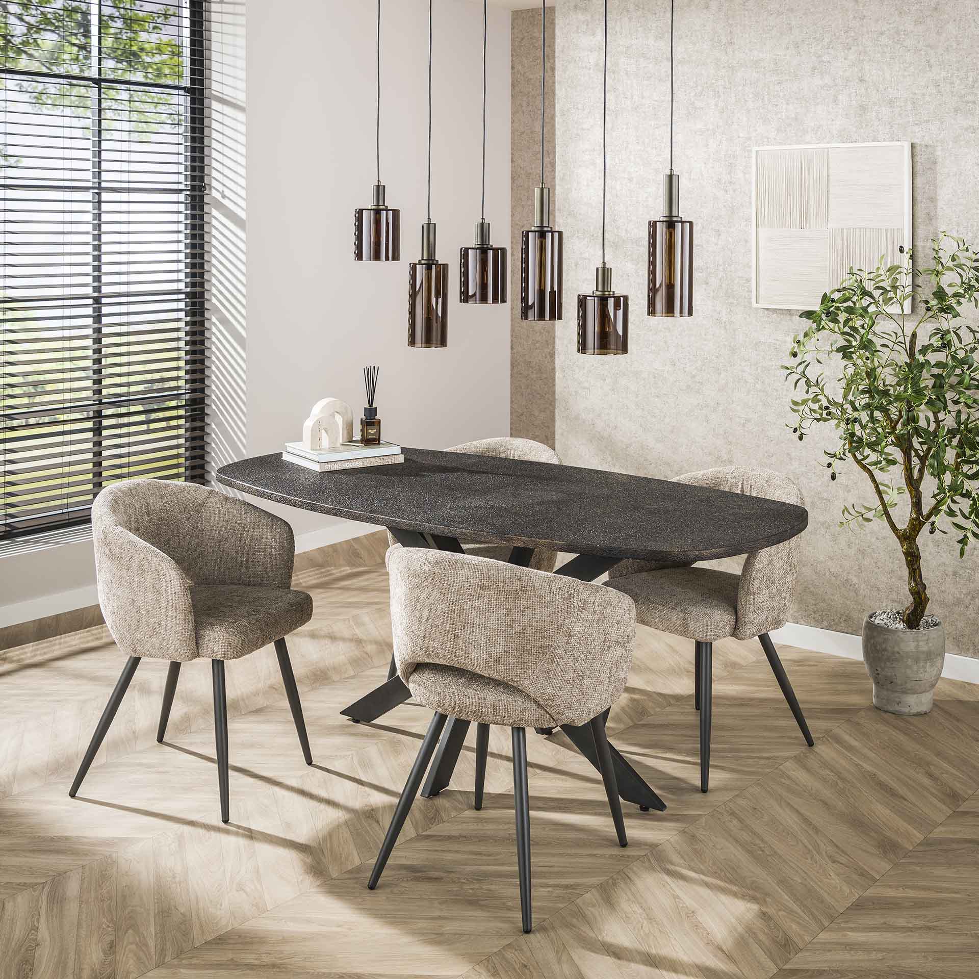 Metallischer Esstisch 180 cm von lefurn.de 