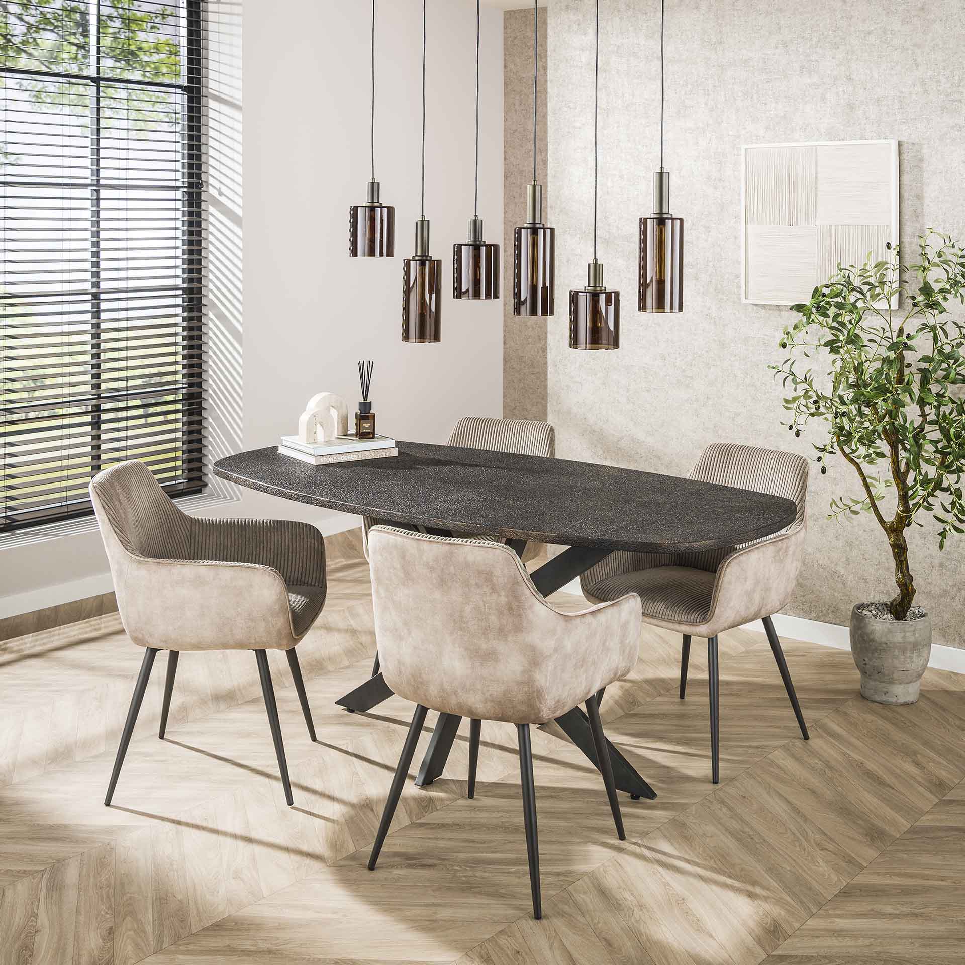 Moderner metallic Esstisch 180 cm von lefurn.de