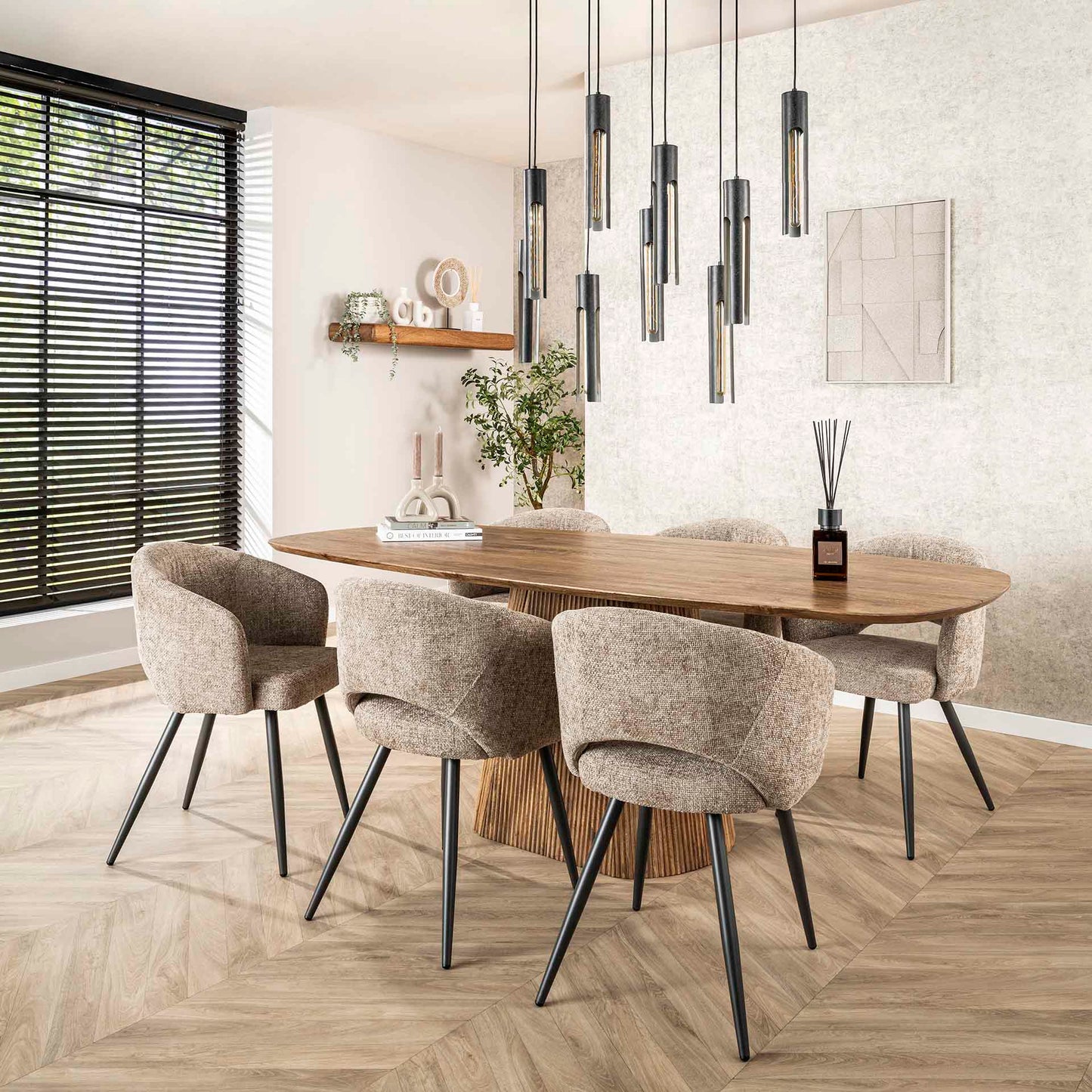 Esstisch Wave Säule 215 von lefurn.de, moderner Esstisch mit elegantem Design und massiver Säule für Esszimmer.