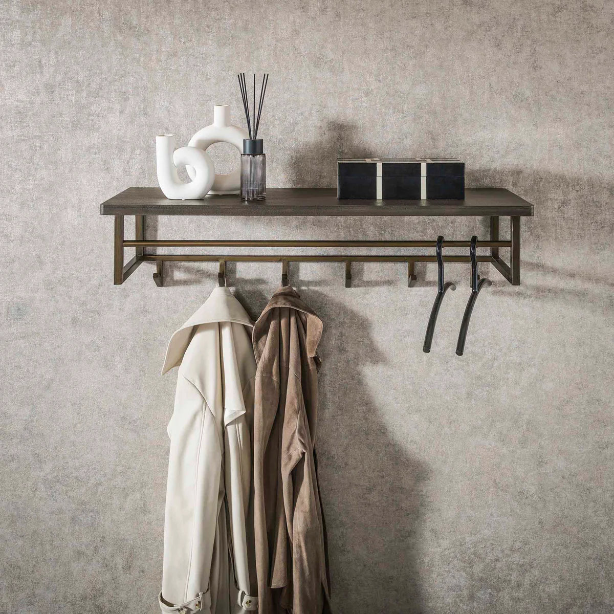 Gaderobe Ferro 6H Hutablage - lefurn.de