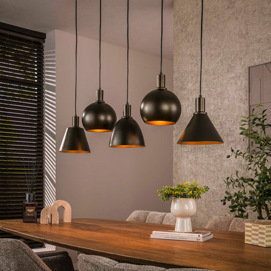 Moderne Metallo 5F Hängelampe von lefurn.de mit schwarzem Metallgestell und warmem Licht für stilvolle Raumbeleuchtung