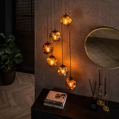 Moderne Hängelampe Stellar 2 von lefurn.de mit eleganten, schlichten Design und strukturierter Lampenschirm.