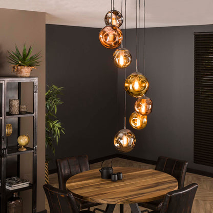 Moderne Hängelampe Stellar von lefurn.de mit elegantem Design und warmem Licht für stilvolle Raumbeleuchtung.