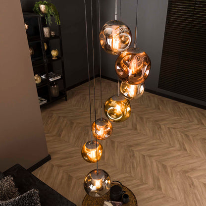 Moderne Hängelampe Stellar von lefurn.de mit elegantem Design und warmem Licht für stilvolle Raumbeleuchtung.