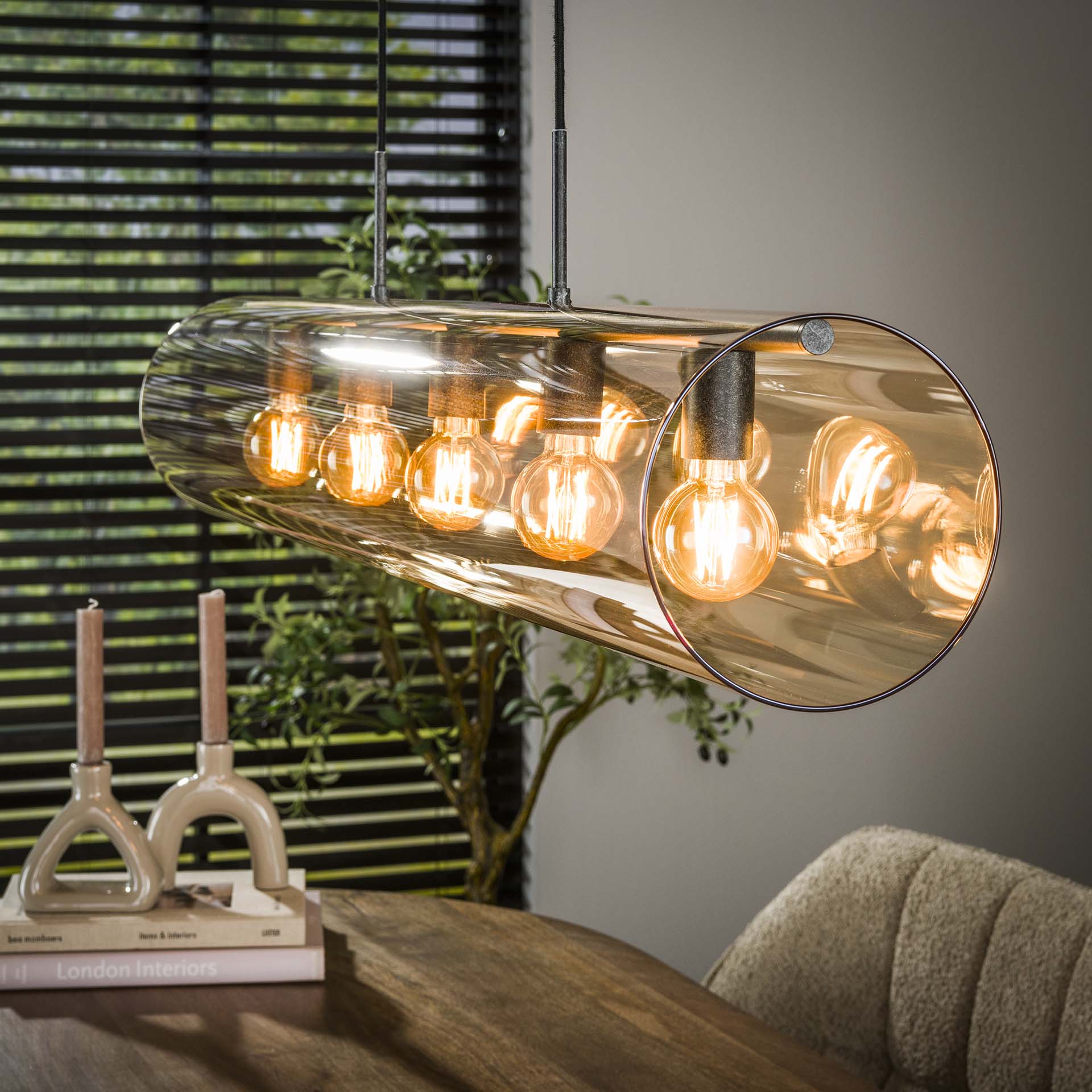 Hängelampe Tube Glas von lefurn.de, moderne Pendelleuchte mit klaren Glasrohren und minimalistischer Gestaltung.