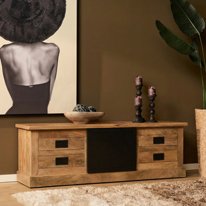 Modernes Lowboard Noa 155 von lefurn.de mit stilvollem Design und Stauraum, sichtbar in hellem Holzfinish.