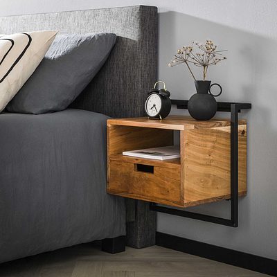 Moderner Nachtschrank Air Solid von lefurn.de aus Holz mit Schubladen und Ablagefläche, ideal für Schlafzimmer.