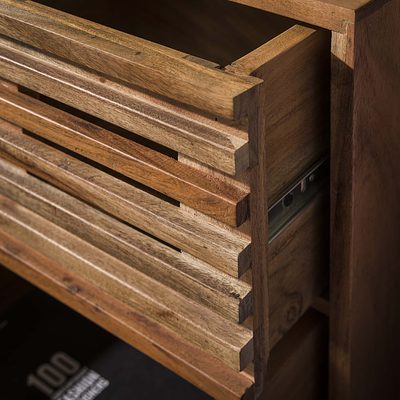 Moderner Nachtschrank von lefurn.de mit Schublade und Ablagefläche, stilvolles Design für Schlafzimmer.