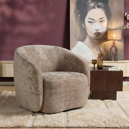 Gemütlicher Loungesessel Yara von lefurn.de in Clay mit weichem Polster und modernem Design, ideal für entspannte Stunden.