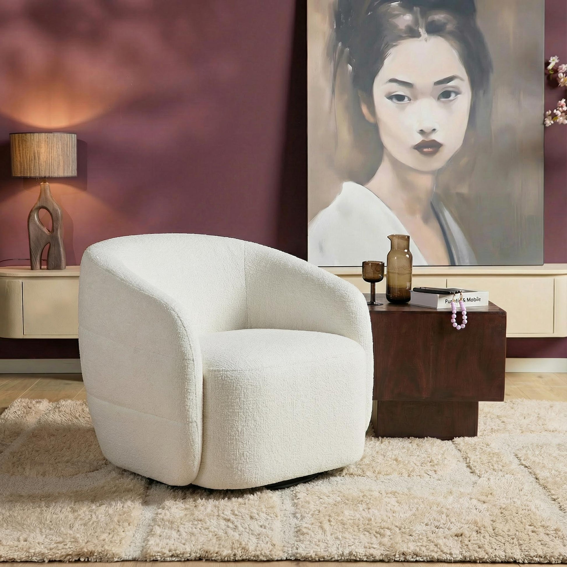Relaxsessel Yara in Clay von lefurn.de, bequemer Loungesessel mit weichem Stoff und modernem Design, ideal zum Entspannen.