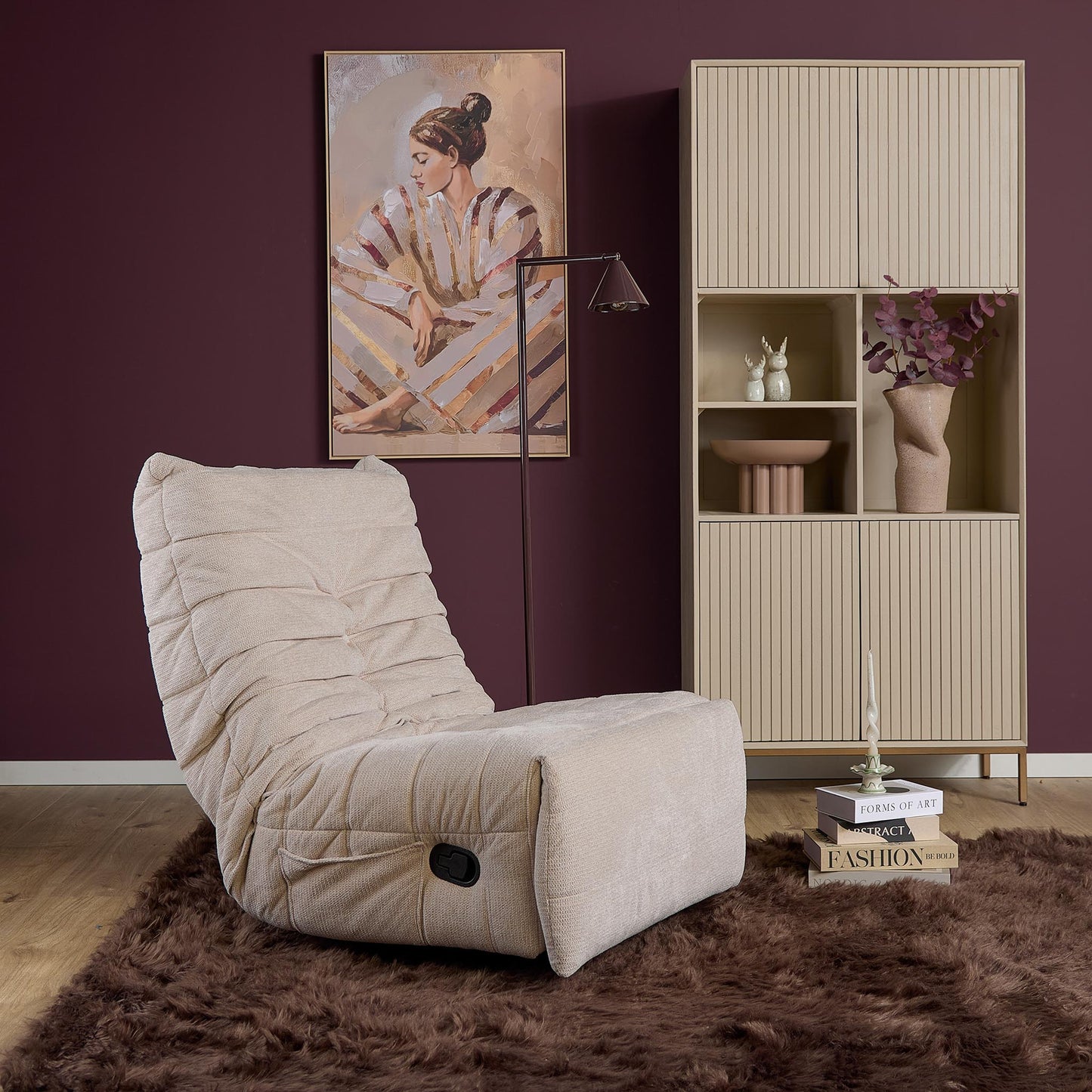 Beiger Relaxsessel Zen von lefurn.de mit bequemer Polsterung und modernem Design, perfekt für entspanntes Sitzen.