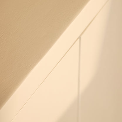 Helles Sandfarbenes Sideboard Brussel 200 von lefurn.de mit modernem Design und Stauraum, auf Holzfuß gestellt.