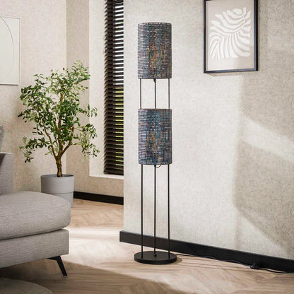 Moderne Stehlampe Armor Tube von lefurn.de mit schlankem Design und langlebigem Metallgestell, ideal für Wohnzimmer und Leseecke
