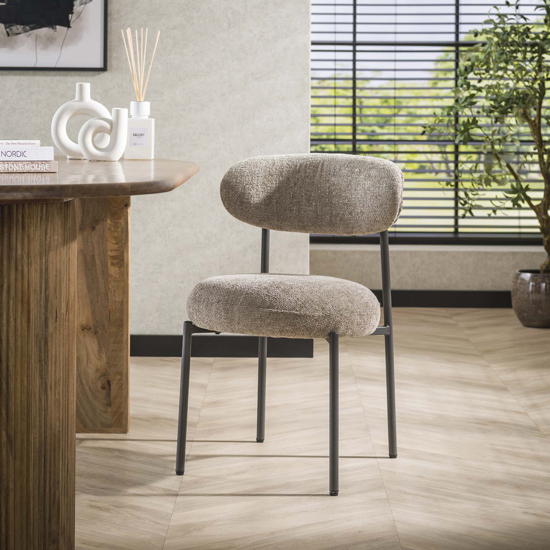 Stuhl Round - lefurn.de