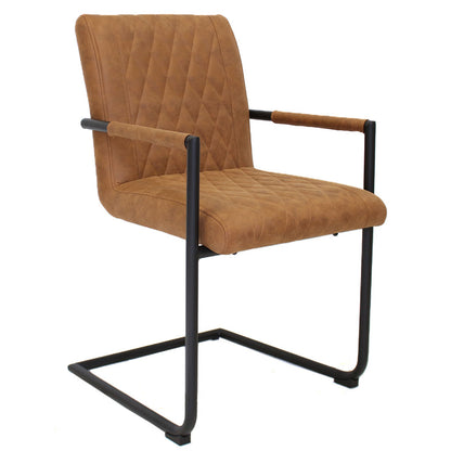 Cognacfarbener Stuhl Damian von lefurn.de mit Holzbeinen und gepolstertem Sitz, modernes Design für Esszimmer oder Büro