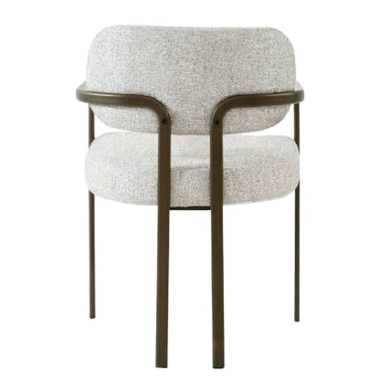 Beiger Stuhl Milan von lefurn.de mit Holzbeinen, bequemes Sitzmöbel für Esszimmer oder Wohnzimmer, modernes Design