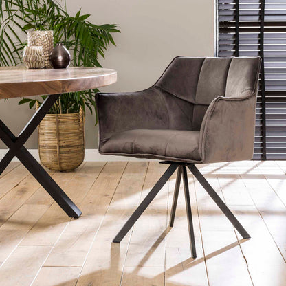 Grauer Stuhl Rina von lefurn.de mit modernem Design und bequemer Sitzfläche, ideal für Esszimmer oder Arbeitsbereich.