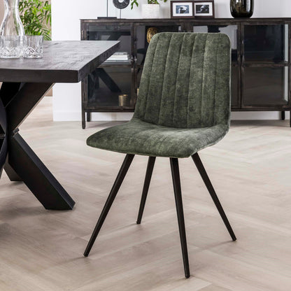 Grüner Stuhl Stitch von lefurn.de mit gepolstertem Sitz und Rückenlehne, modernes Design, ideal für Esszimmer oder Büro.