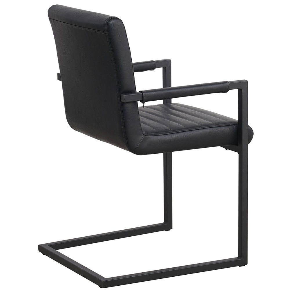 Schwarzer Kubis Stuhl von lefurn.de mit modernem Design und bequemer Sitzfläche, Blick auf den schwarzen Esszimmerstuhl