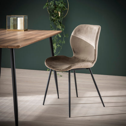 Grauer Velvet-Stuhl mit Rundrohrgestell von lefurn.de, modernes Design, bequeme Sitzfläche, stilvoll für Esszimmer oder Büro