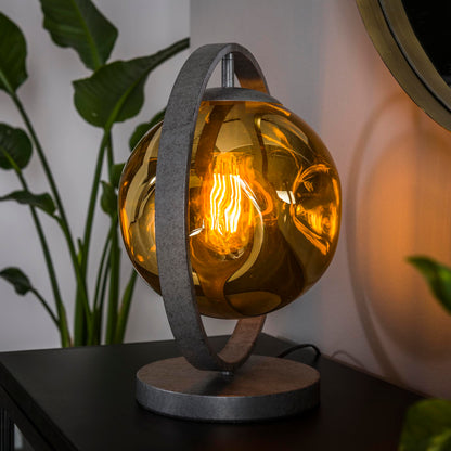 Moderne Tischlampe Stellar 1L von lefurn.de mit elegantem Design und yessem Lampenschirm, ideal für Wohnzimmer oder Schlafzimmer.